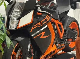 ktm rc8r