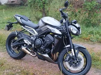 street triple r