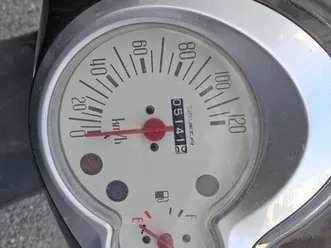 vend scooter yamaha faible kilométrage