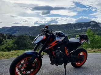 ktm 890 duke r 2023
