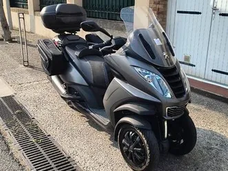 scooter 3 roues métropolis 400 cm3