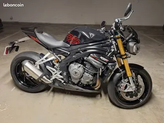 triumph speed triple 1200 rs