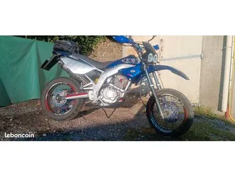 125 4t supermotard