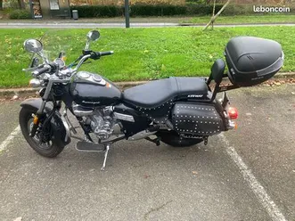 vds 125 1700kms trés bon etat