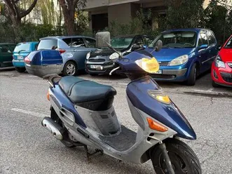 scooter suzuki 125