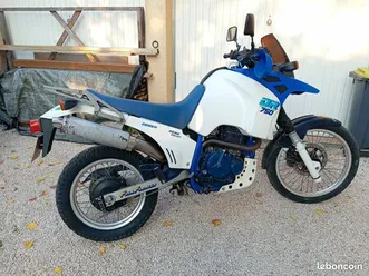 moto suzuki 750 dr