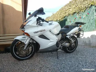vfr 800