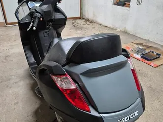scooter satelis peugeot