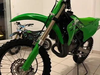 kawasaki kx 85 grande roue 2025 – état neuf – 8h