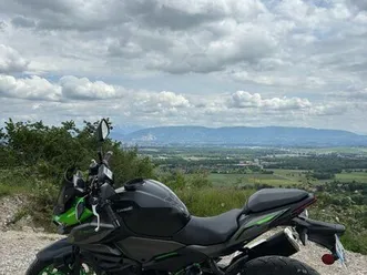 kawasaki z500 se – 2024 – 3 365 km – comme neuve – garantie 2028