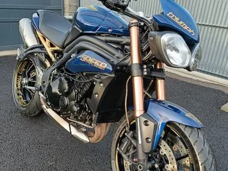 triumph speed triple 1050 abs