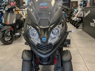 piaggio mp3 300 sport