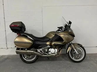 honda nt700v 680 cm3