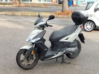scooter kymco agility 125 16+ con 17000 km