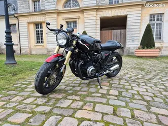 kawasaki gpz 750 café racer