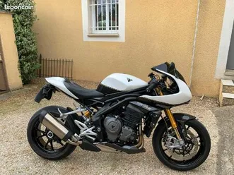 triumph speed triple rr