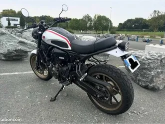 yamaha xsr 700 xtribute - 73cv - ligne mivv - batterie neuve