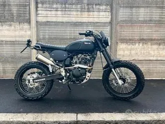 verve moto tracker 125 nuova. enduro scrambler