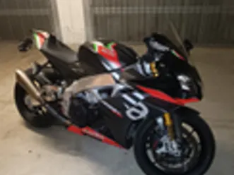 aprilia rsv4 1100 factory