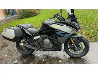 vendo cfmoto 650gt (2021 - 26) usata a legnano (codice 9886835) - moto.it