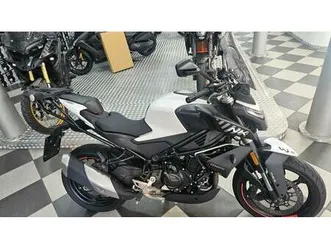 vendo cfmoto 450nk (2023 - 26) usata a figline valdarno (codice 9853842) - moto.it