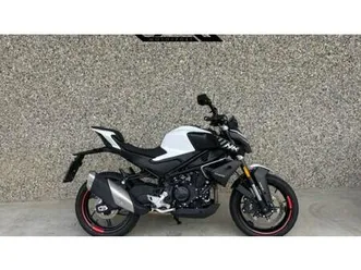 vendo cfmoto 450nk (2023 - 26) usata a savigliano (codice 9863093) - moto.it