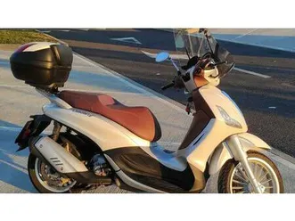 vendo piaggio beverly 300 i.e. abs-asr (2016 - 20) usata a tavagnacco (codice 9908056) - moto.it