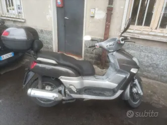 scooter yamaha versity