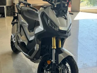 honda x-adv 750i →