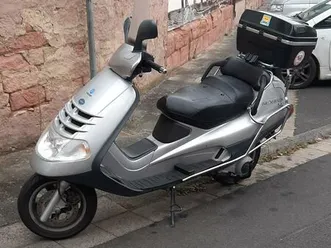 piaggio hexagon 125
