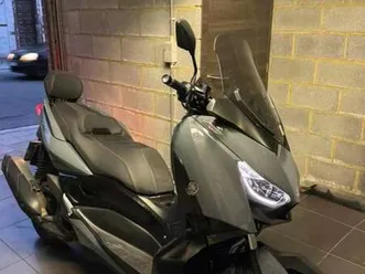 yamaha xmax tech max 125 cc