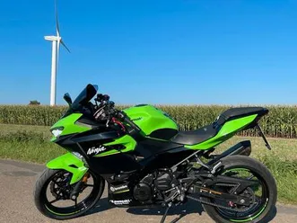 kawasaki ninja 400