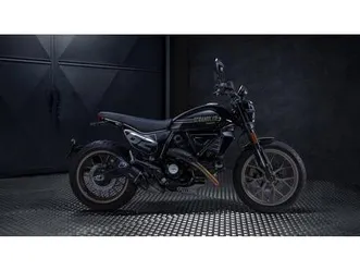 vendo ducati scrambler 800 full throttle (2025 - 26) nuova a imperia (codice 9075924) - moto.it