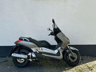 yamaha x-max yp250r