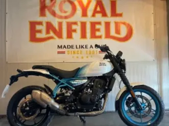 royal enfield guerrilla brava blue