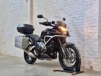 ② magnifique crosstourer honda vfr 1200 xd dct @motomobilia