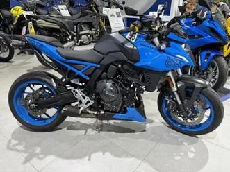 suzuki gsx-8s 2023 800 cm3 | moto roadster | 8 000 km | bleu | 11000 carcassonne