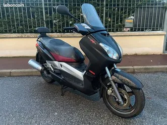 pro yamaha xmax 125 black max