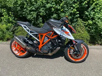 ktm superduke 1290 r