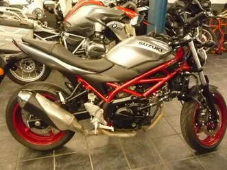 suzuki sv 650 35kw 48ps a2 1.hand topzustand 1.439km!!!