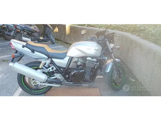 kawasaki zrx 1100