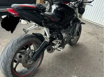triumph street triple