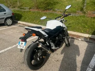 moto gsr 750 2011