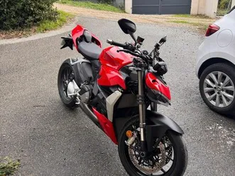 ducati streetfighter v2 2024