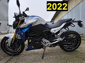 bmw f900r sport_skoro plná výbava_znížený podvozok