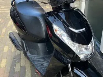 peugeot kisbee 45km - nieuwe batterij & brandstofpomp! — scooters | peugeot — marktplaats