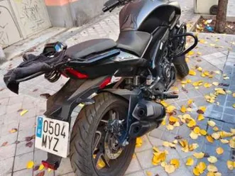 bajaj - dominar 400