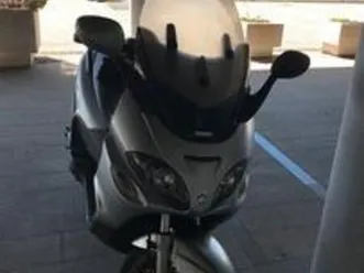 piaggio x9
