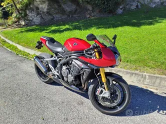 triumph speed triple rr 2023