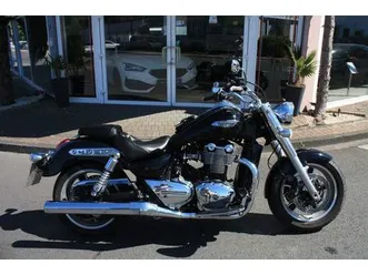 triumph thunderbird commander 1700